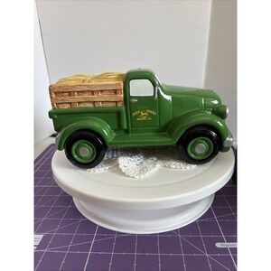 Enesco John Deere Pick Up Truck Collectible Ceramic Bank NIB 791326  *